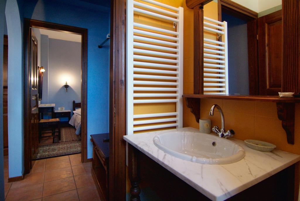 Nefeles Hotel Arachova Luaran gambar