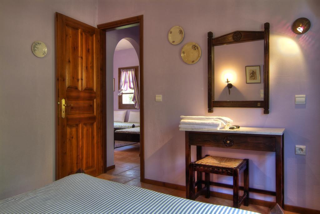 Nefeles Hotel Arachova Luaran gambar